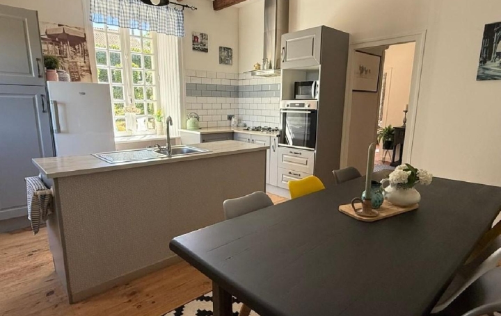 Maison CIVRAY (86400)  152 m2 223 000 € 