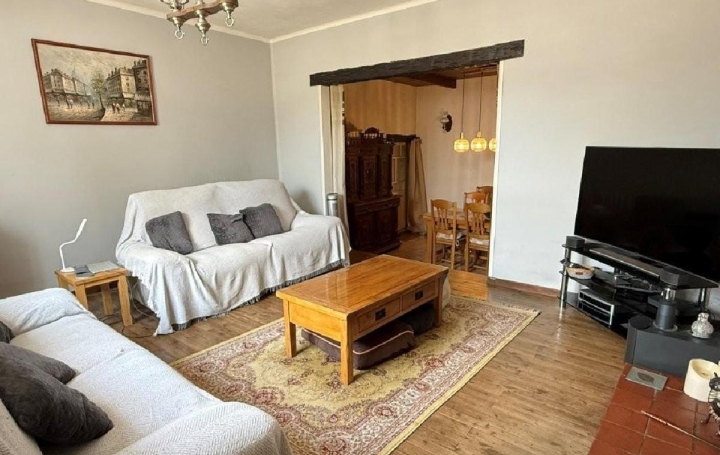 Maison CHEF-BOUTONNE (79110)  162 m2 175 530 € 