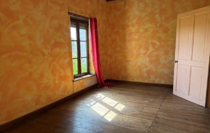 Maison CHAMPAGNE-MOUTON (16350)  80 m2 49 950 € 