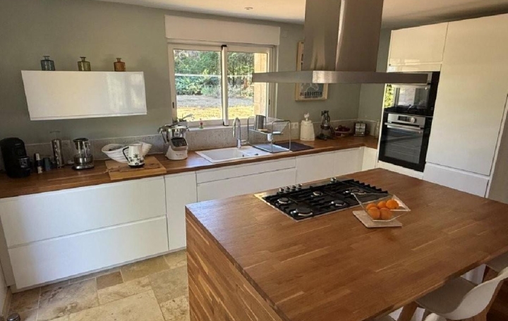 Maison SAUZE-VAUSSAIS (79190)  149 m2 228 700 € 