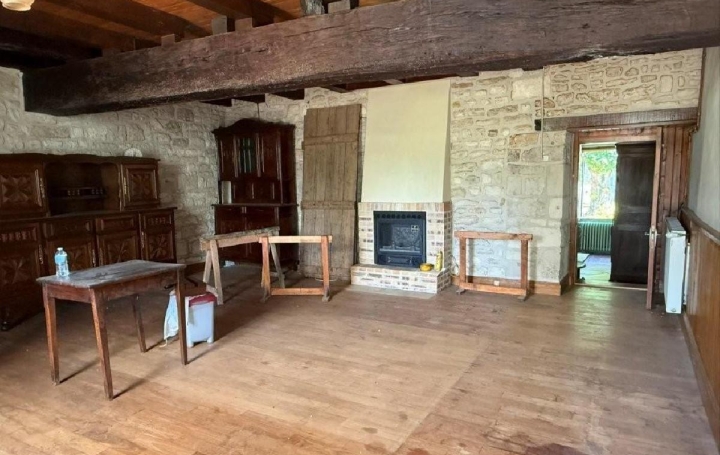 Maison AUNAC (16460)  169 m2 118 275 € 