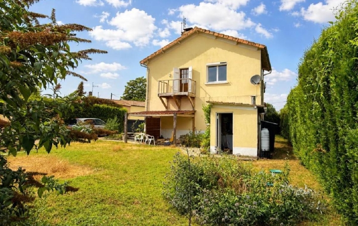 Maison AIGRE (16140)  126 m2 140 000 € 