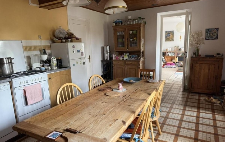 Maison AIGRE (16140)  126 m2 140 000 € 
