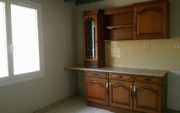 Maison LEZAY (79120)  124 m2 98 925 € 