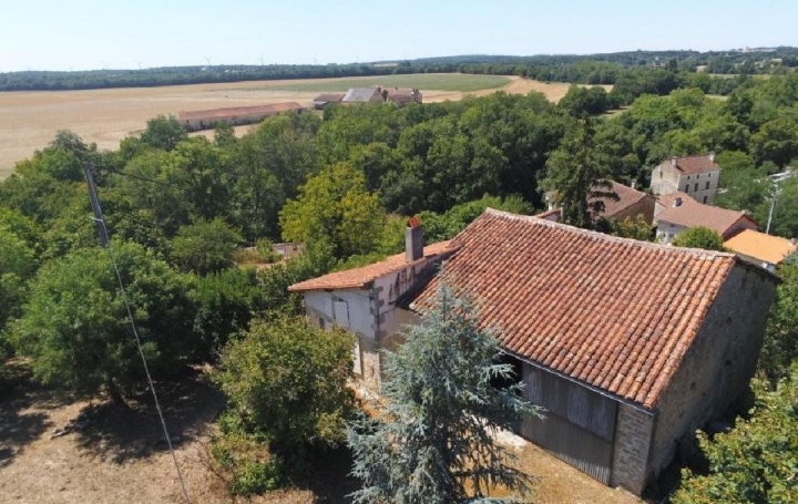 Maison VERTEUIL-SUR-CHARENTE (16510)  121 m2 99 950 € 