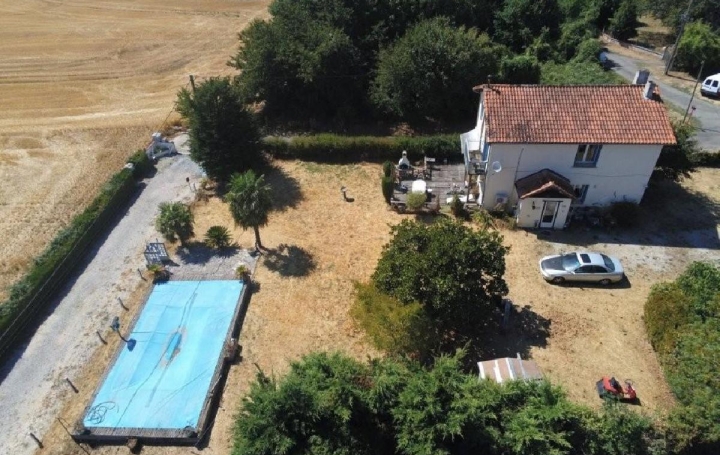 Maison VILLEFAGNAN (16240)  121 m2 134 400 € 