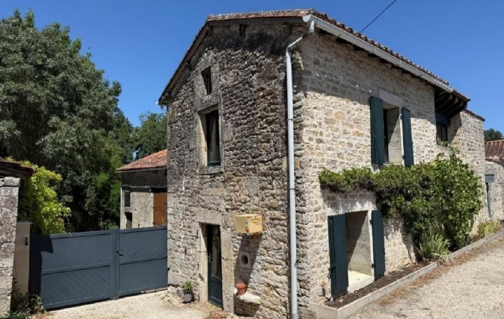 Maison MANSLE (16230)  182 m2 159 575 € 