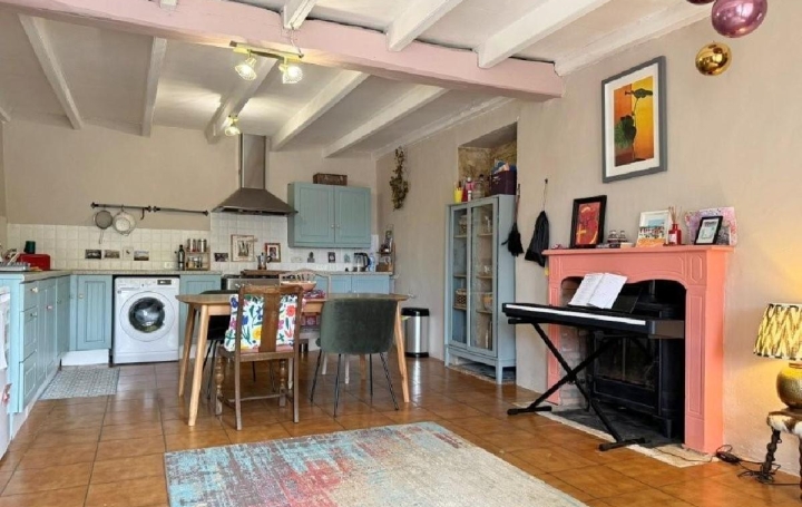 Maison MANSLE (16230)  182 m2 159 575 € 
