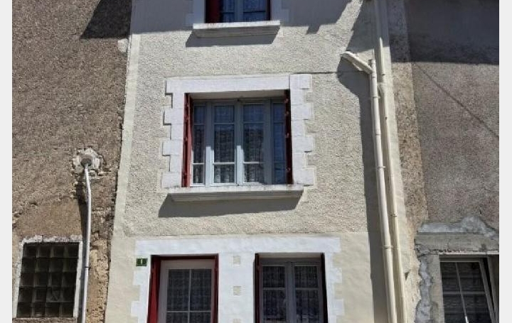 Maison VERTEUIL-SUR-CHARENTE (16510)  53 m2 86 000 € 
