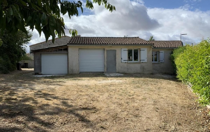 Maison RUFFEC (16700)  114 m2 123 650 € 