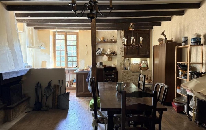 Maison NANTEUIL-EN-VALLEE (16700)  85 m2 65 000 € 