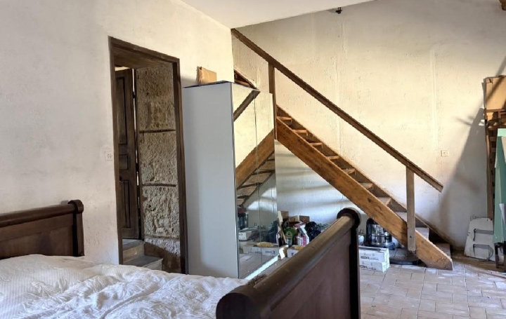 Maison NANTEUIL-EN-VALLEE (16700)  85 m2 65 000 € 