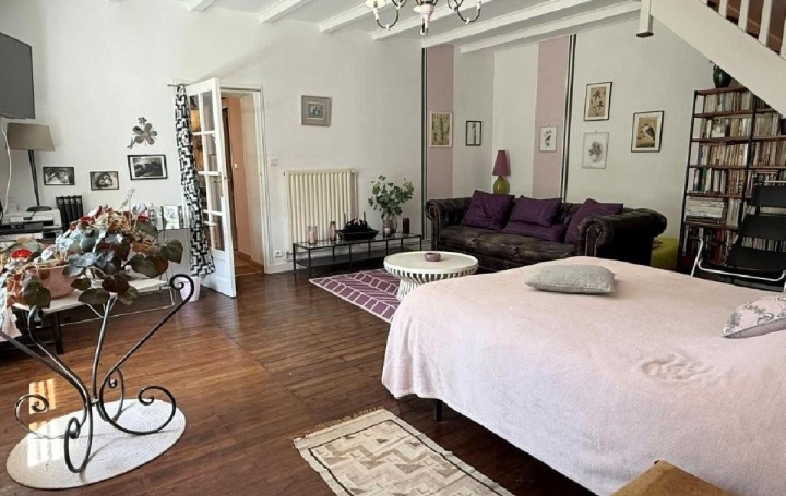 Maison VILLEFAGNAN (16240)  213 m2 326 315 € 