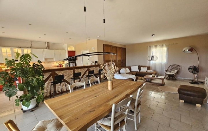 Maison NANTEUIL-EN-VALLEE (16700)  142 m2 265 950 € 