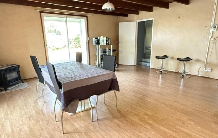 Maison RUFFEC (16700)  81 m2 112 900 € 