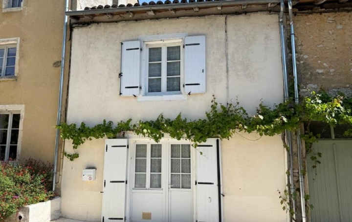 Maison VERTEUIL-SUR-CHARENTE (16510)  160 m2 199 000 € 
