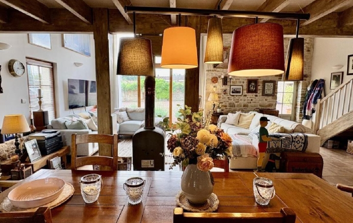Maison VILLEFAGNAN (16240)  201 m2 375 000 € 