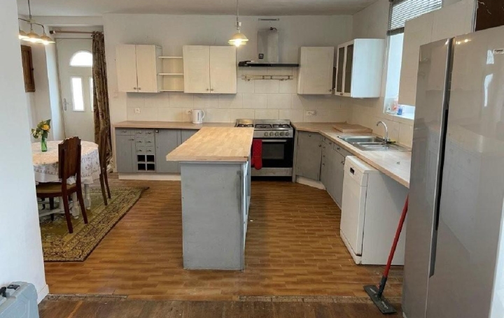 Maison RUFFEC (16700)  66 m2 80 645 € 