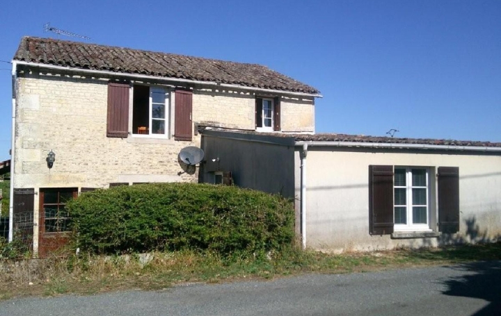 Maison VILLEFAGNAN (16240)  116 m2 123 650 € 
