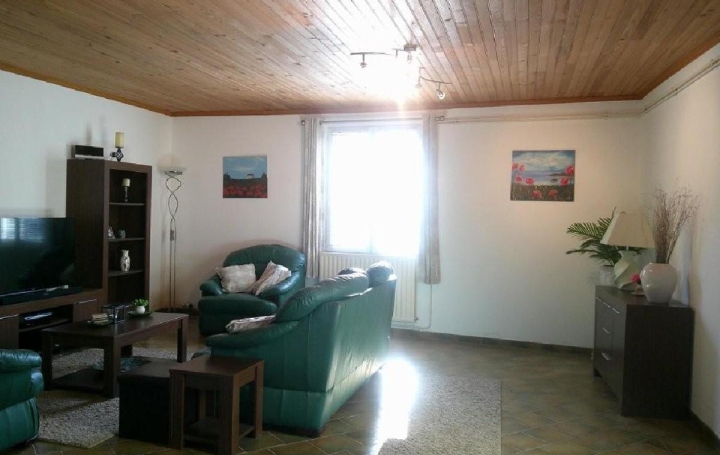 Maison VILLEFAGNAN (16240)  116 m2 123 650 € 