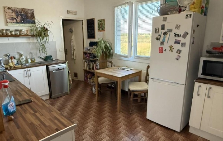 Maison RUFFEC (16700)  152 m2 149 950 € 