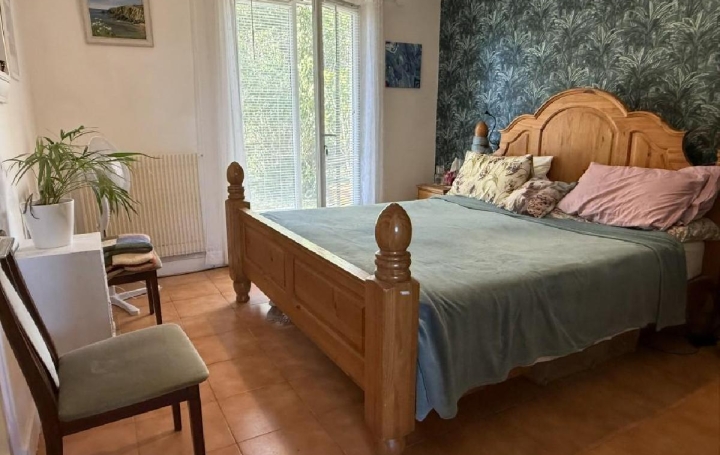 Maison RUFFEC (16700)  152 m2 149 950 € 