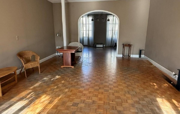 Maison CHAMPAGNE-MOUTON (16350)  320 m2 347 360 € 