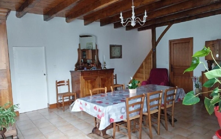 Maison VILLEFAGNAN (16240)  179 m2 186 000 € 