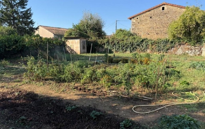 Maison BLANZAY (86400)  119 m2 139 785 € 