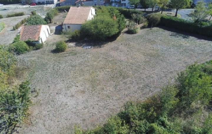 Maison VERTEUIL-SUR-CHARENTE (16510)  104 m2 199 950 € 