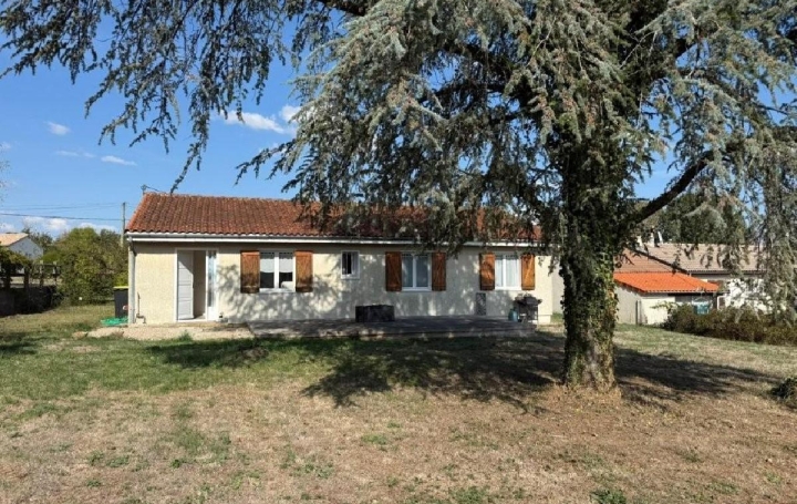 Maison CHARROUX (86250)  94 m2 118 270 € 
