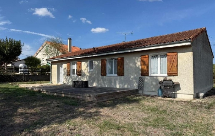 Maison CHARROUX (86250)  94 m2 118 270 € 