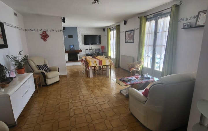 Maison SAINT-LAURS (79160)  131 m2 217 500 € 
