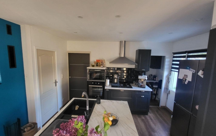 Maison EPANNES (79270)  106 m2 237 500 € 