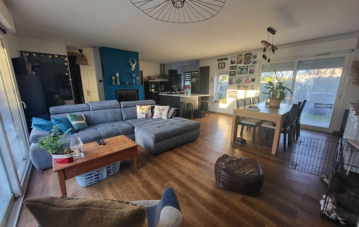 Maison EPANNES (79270)  106 m2 237 500 € 