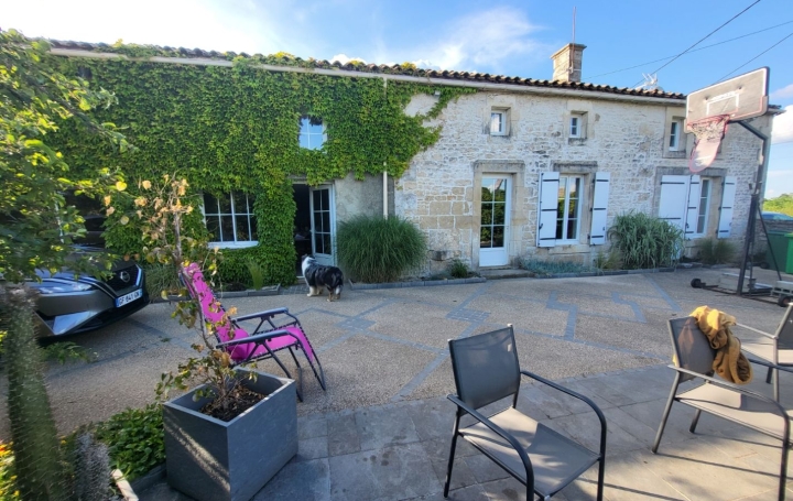 Maison / Villa COULONGES-SUR-L'AUTIZE (79160) 186 m<sup>2</sup> 227 500 € 