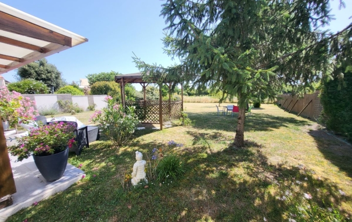 Maison SAINT-PIERRE-LE-VIEUX (85420)  103 m2 239 000 € 