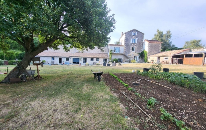 Maison COULONGES-SUR-L'AUTIZE (79160)  182 m2 279 000 € 