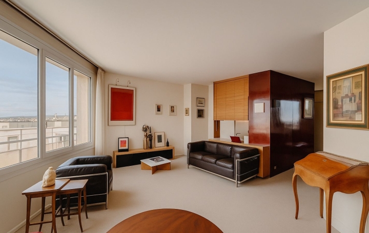 4 Pièces LYON (69008)  113 m2 289 000 € 