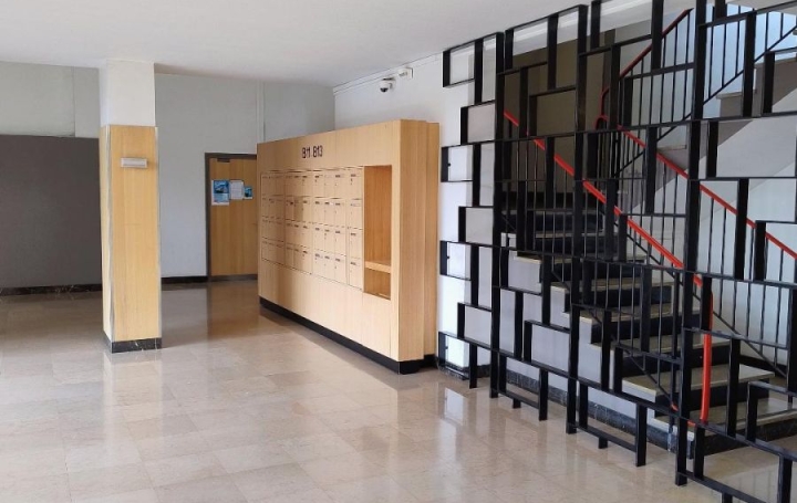 4 Pièces LYON (69008)  114 m2 279 000 € 