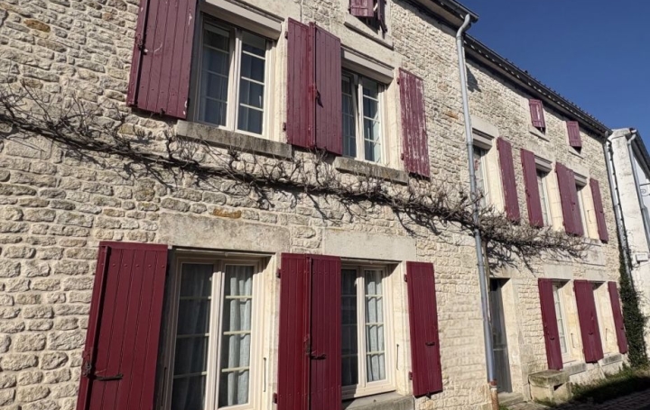 Maison / Villa COULON (79510) 160 m<sup>2</sup> 291 000 € 