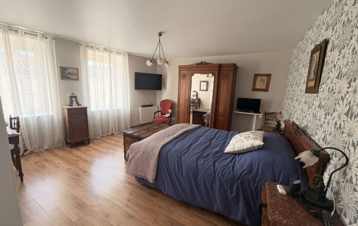 Maison COULON (79510)  160 m2 291 000 € 