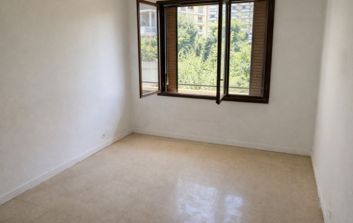 2 Pièces NICE (06200)  54 m2 210 000 € 