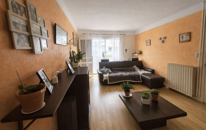 Maison SAINT-MARTIN-DE-FRAIGNEAU (85200)  144 m2 177 500 € 