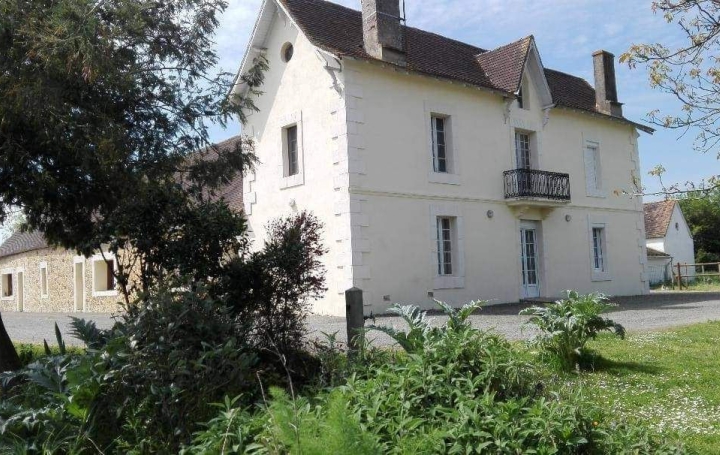 Domaine LAMONZIE-SAINT-MARTIN (24680)  300 m2 535 000 € 