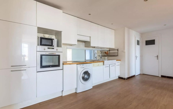 3 Pièces LYON (69006)  69 m2 375 000 € 
