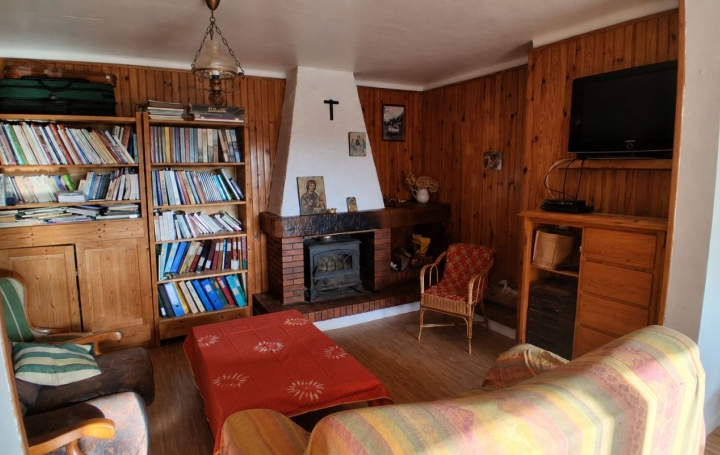 Maison LARGEASSE (79240)  144 m2 112 000 € 