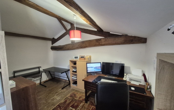 Maison SAINT-HILAIRE-DES-LOGES (85240)  285 m2 275 000 € 