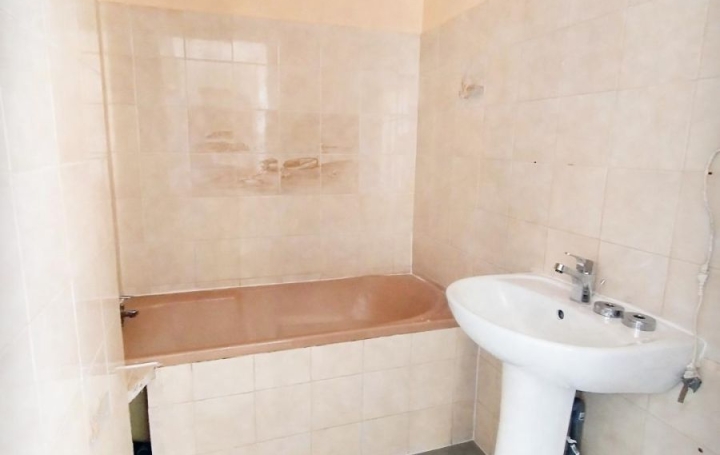 3 Pièces VENISSIEUX (69200)  51 m2 129 000 € 