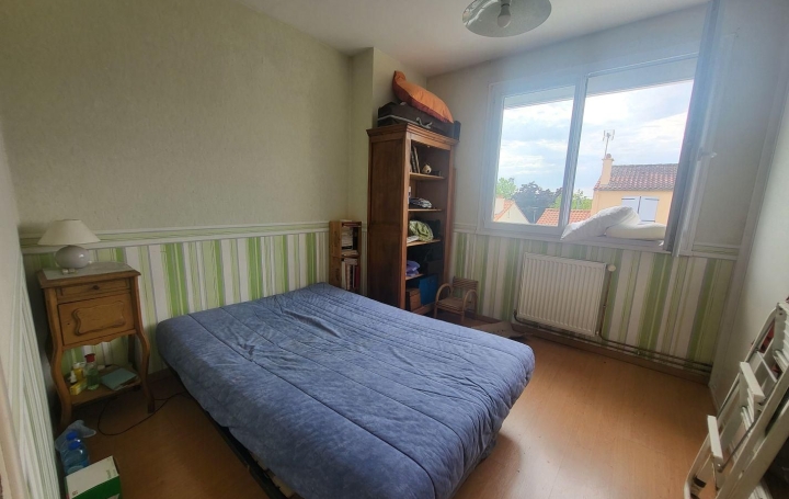 Maison FONTENAY-LE-COMTE (85200)  111 m2 137 000 € 